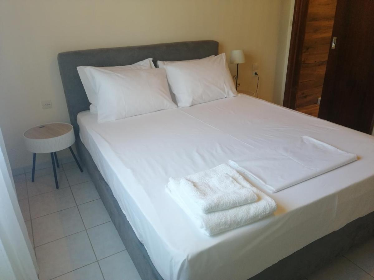Areti Apartment Afra Екстер'єр фото