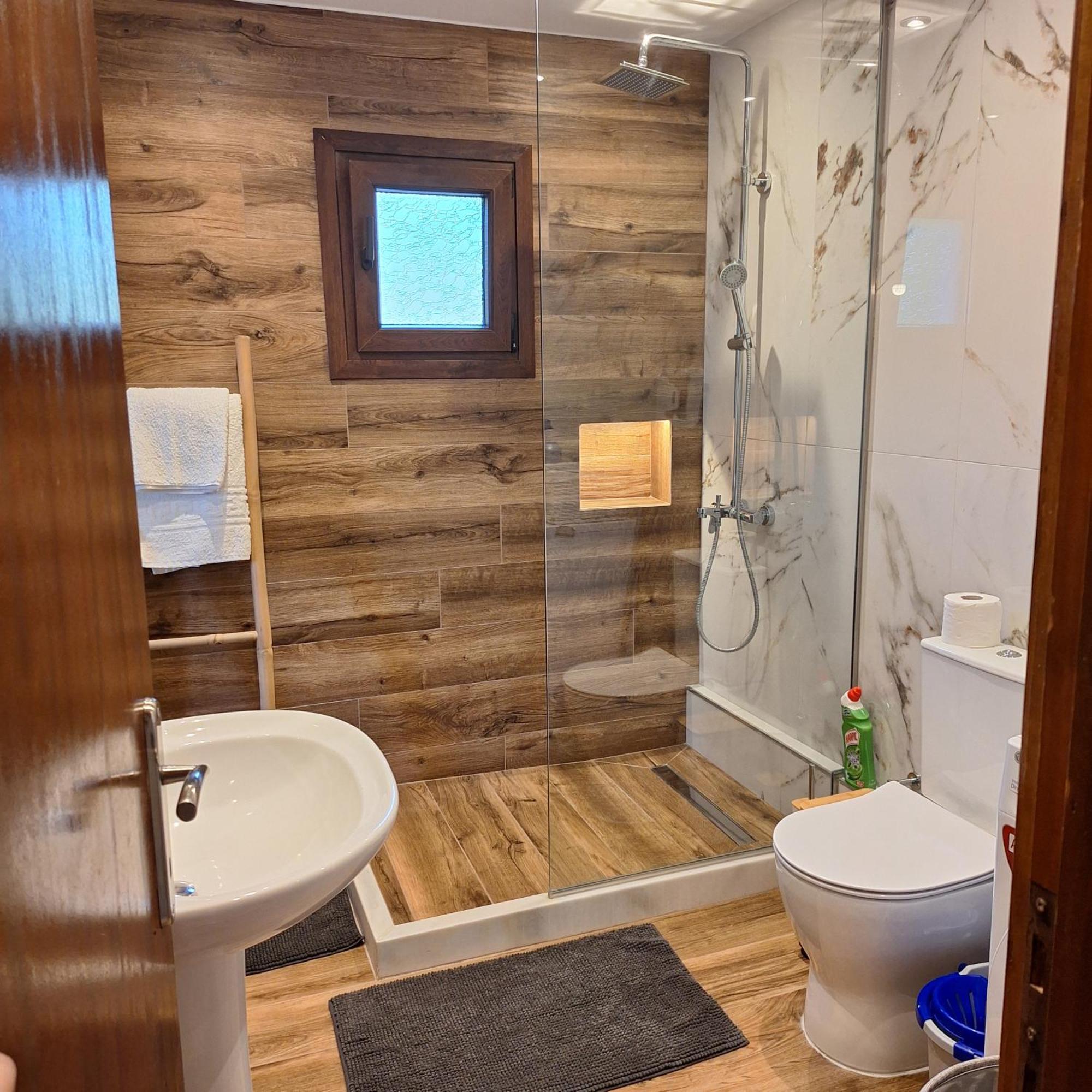 Areti Apartment Afra Екстер'єр фото