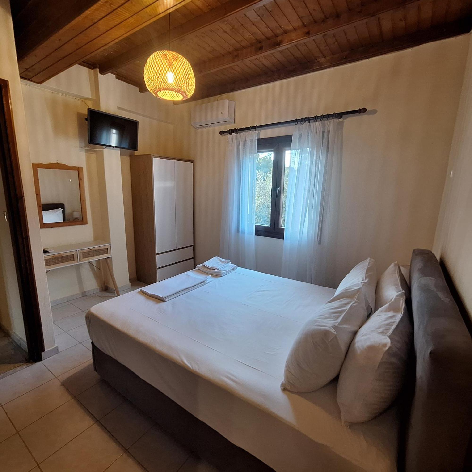 Areti Apartment Afra Екстер'єр фото