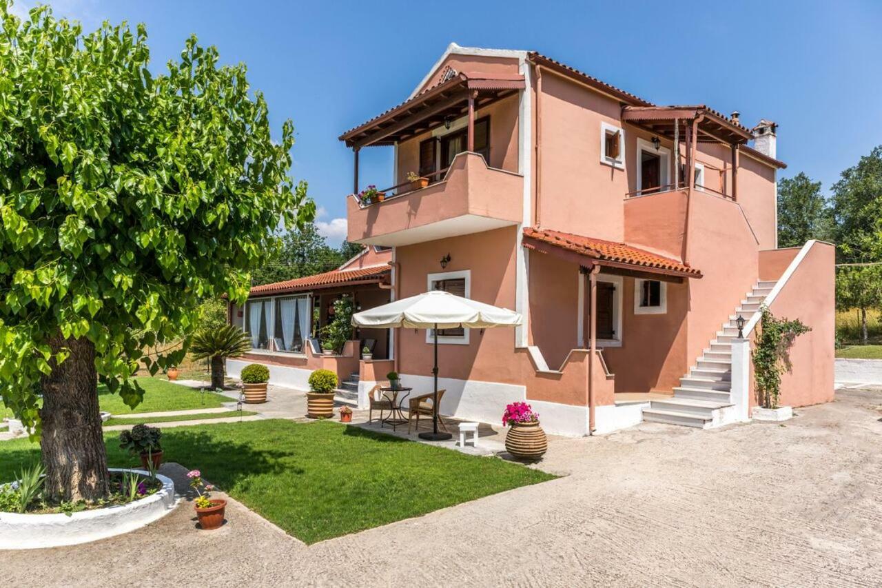Areti Apartment Afra Екстер'єр фото