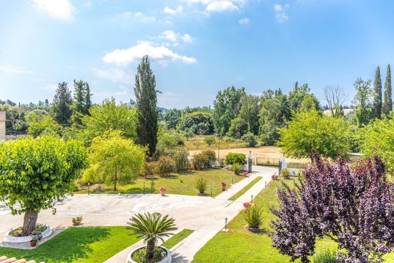 Areti Apartment Afra Екстер'єр фото